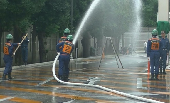 消防操法大会に向けた操法訓練